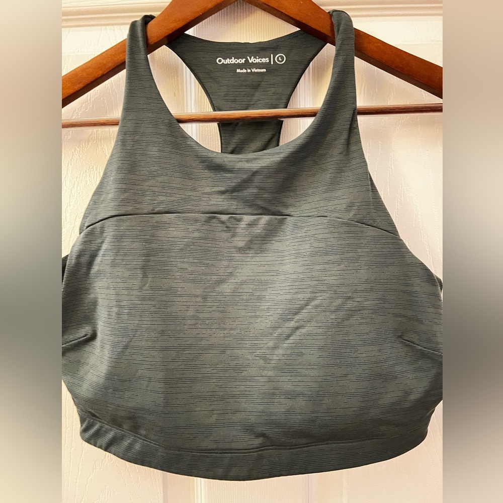 OUTDOOR VOICES TECHSWEAT HEATHER GREEN CROP TOP SIZE LARGE